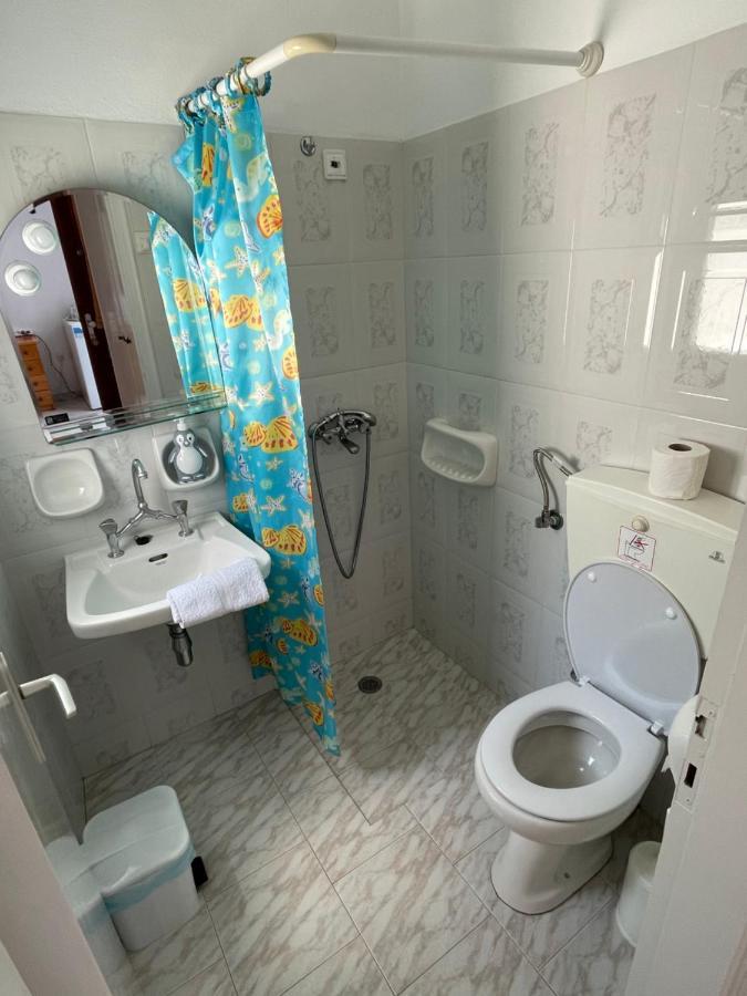 קמרס Theodora Rooms מראה חיצוני תמונה